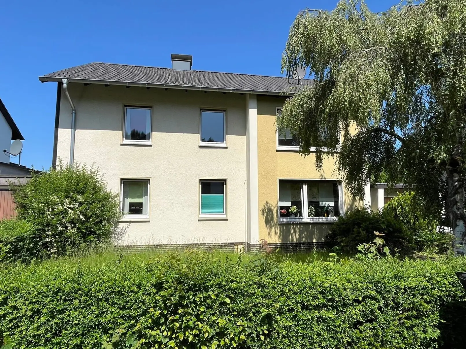 Straßenansicht – Zweifamilienhaus in Plettenberg-Eschen